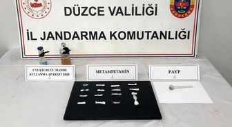 İstanbul'dan aldığı uyuşturucu maddeleri Düzce'de satacağı öğrenilen şahıs yakalandı