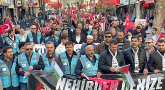 Karabük'te yüzlerce kişi Gazze için yürüdü