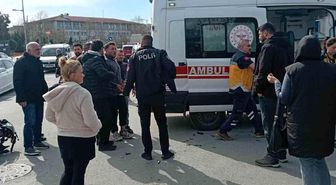 Silivri'de ışık ihlali yapan otomobil sürücüsü, motosikletle çarpıştı