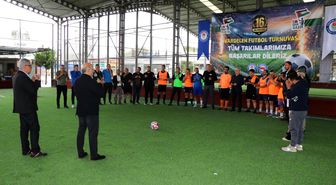 16. Kardelen Çiçeği Futbol Turnuvası 'Özgür Gazze' temasıyla başladı