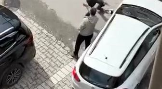 Avcılar'da ters yön kavgası; araya girenlere sinirlenen sürücü mahallelinin üzerine yürüdü