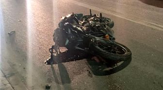 Hafif ticari araçla çarpışan motosiklet sürücüsü hayatını kaybetti
