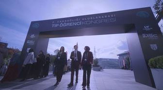 İstanbul'da düzenlenen '2'nci Cansağlığı Uluslararası Tıp Öğrenci Kongresi' sona erdi