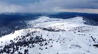 Kar manzarası için 2 bin 77 metreye çıkıyorlar