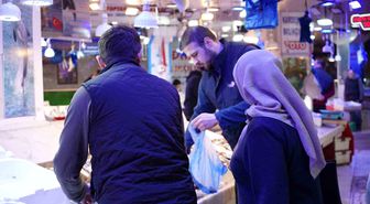 Sakarya'da sezonun son balıkları vatandaşla buluşuyor