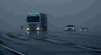 Van'da 50 yerleşim yerinin yolu kapalı
