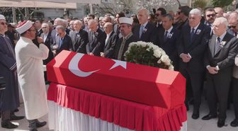 Eski TBMM Başkanı Hüsamettin Cindoruk son yolculuğuna uğurlandı