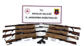 Jandarma'dan ruhsatsız silah operasyonu