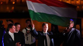 Macaristan'da seçimi kazanan Magyar: Ülkemiz Avrupa'ya dönmek istiyor