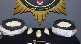 Şeker çuvallarından 3 kilo uyuşturucu çıktı