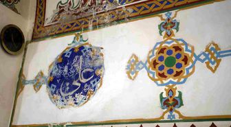 5 asırlık miras alarm veriyor: Ahi Evran Cami'nin sıva ve boyaları dökülüyor