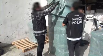 Esenyurt'ta kargo firmasına uyuşturucu operasyonu: 28 kilo metamfetamin ele geçirildi