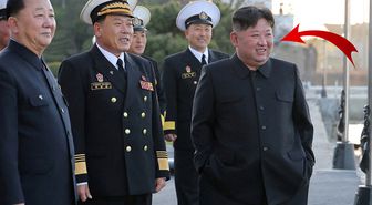 Gemiden atılan füze testini izleyen Kim'in keyifli anları dikkat çekti