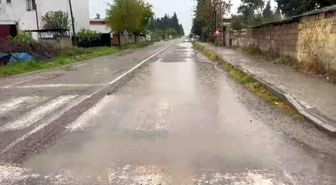 Kazaların eksik olmadığı yola muhtar ve yaralı vatandaş çözüm istedi