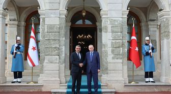 Cumhurbaşkanı Erdoğan, KKTC Cumhurbaşkanı Tufan Erhürman ile bir araya geldi