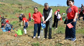 TBMM'nin 106. yılında 106 fidan toprakla buluştu