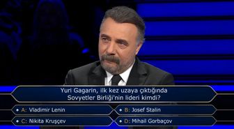 Yuri Gagarin, ilk kez uzaya çıktığında Sovyetler Birliği'nin lideri kimdi?