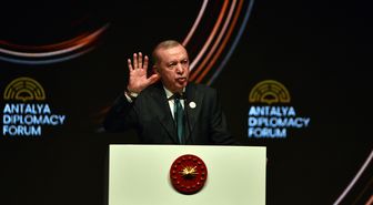 Cumhurbaşkanı Erdoğan: Dünya istikamet buhranı yaşıyor