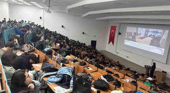 Elazığ'da tıp öğrencilerine kadına şiddetle mücadele eğitimi