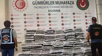 Edirne ve İstanbul'da 420 kilo esrar ele geçirildi