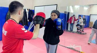 Hasköy'de boks yapan tek kızın en büyük destekçisi babası oldu