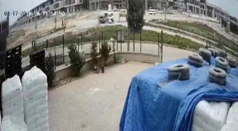 Kavşakta takla attıran kaza ucuz atlatıldı