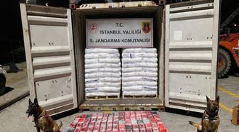 Panama bandıralı gemide 106 kilo kokain ele geçirildi