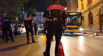 Kadıköy'de polis ekipleri asayiş uygulaması gerçekleştirdi