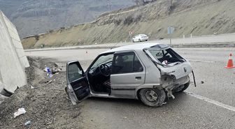 Kontrolden çıkan otomobil istinat duvarına çarptı: 1 yaralı
