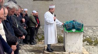 'Köyün neşesi' engelli genç herkesi gözyaşlarına boğdu: İmam ayakta durmakta güçlük çekti