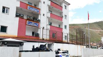 Çatak'ta Ehliyet Sınavına Düzenekle Giren 4 Şüpheli Yakalandı