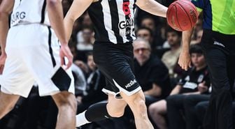 JL Bourg Basket: 60-72