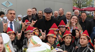 MHP'li Topsakal: Avrupa Türk dünyasıyla iyi geçinmek zorunda