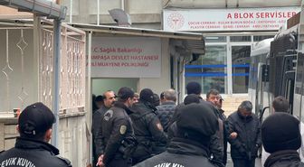 Uşak Belediyesine yönelik operasyonda gözaltına alınan şüpheliler adliyeye sevk edildi