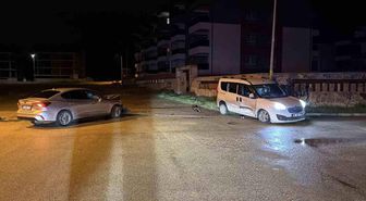 Alkollü sürücü ile 15 yaşındaki çocuğun kullandığı araç çarpıştı: 1 yaralı