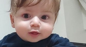 Kazada annesinin kucağından yola savrulan 10 aylık Yamaç bebek, TIR'ın altında kalıp öldü