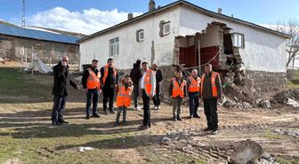 Patnos'ta deprem sonrası inceleme