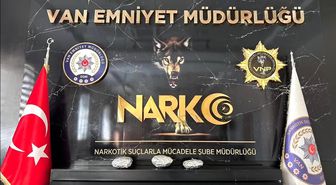 Van'da 4 kilo 700 gram metamfetamin ele geçirildi
