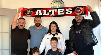 Kumbarasındaki parayı Eskişehirspor'a bağışlayan Hüseyin Buğra'ya sürpriz hediye
