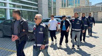 Bodrum katta dehşet: Konuşmak için çağırdıkları genci darp edip gasp ettiler - haberler.com