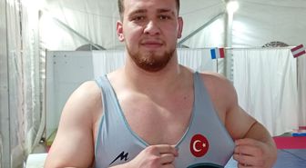 Milli güreşçi Hakan Büyükçıngıl, 125 kiloda Avrupa üçüncüsü oldu