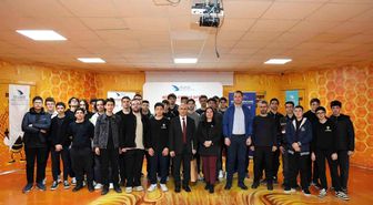Yapay zeka ve geleceğin teknolojileri lise öğrencileriyle buluştu