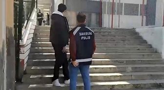 Zamanla yarışan polis kimliğini kaybeden öğrenciyi sınava yetiştirdi - haberler.com