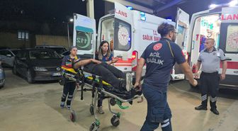 Adana'da iki otomobil çarpıştı: 4 Yaralı