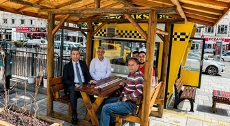 Afyonkarahisar’da sahadan kopmayan yönetim anlayışı