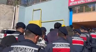 “Avukatız” dediler, milyonları topladılar