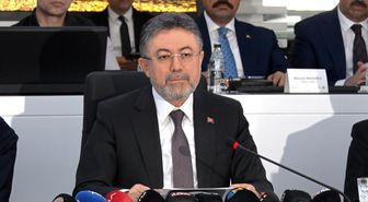 Bakan Yumaklı: 'Orman yangınlarıyla mücadelede 28 uçak, 119 helikopter ve 14 İHA ile mücadeleyi yürüteceğiz'