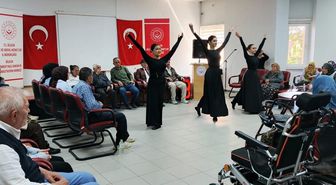 Bilecik huzurevinde Kafkas halk oyunlarıyla renkli anlar yaşandı