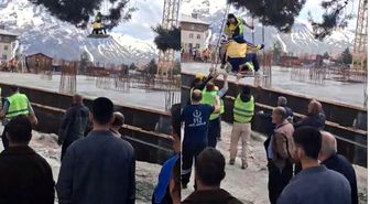 Kafasına pompa borusu düşen işçi yaralandı