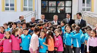 Vali Aydoğdu: 'Modern spor alanları çocuklar için önemli'